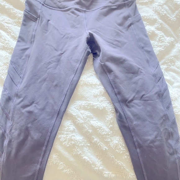 Victoria’s Secret yoga pants - Picture 1 of 3